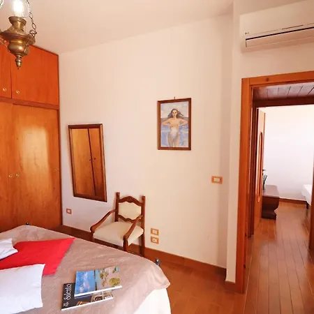 Holiday House Patrizia 6 Places * Otranto