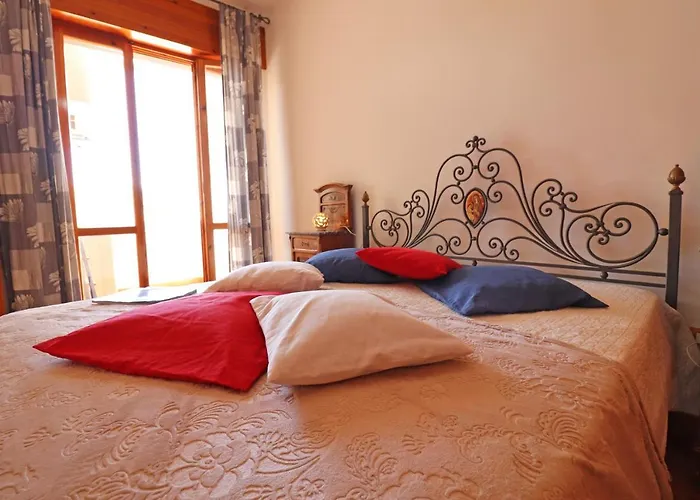 House Patrizia 6 Places *