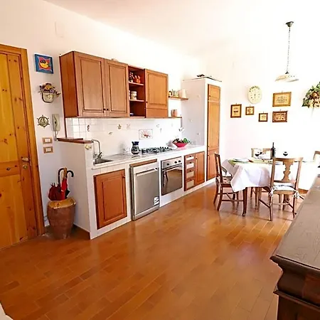 House Patrizia 6 Places *